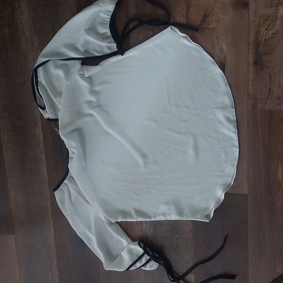 Spense blouse - Picture 11 of 11